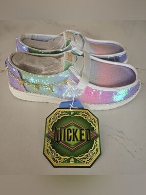 Heydude Wicked collaboration